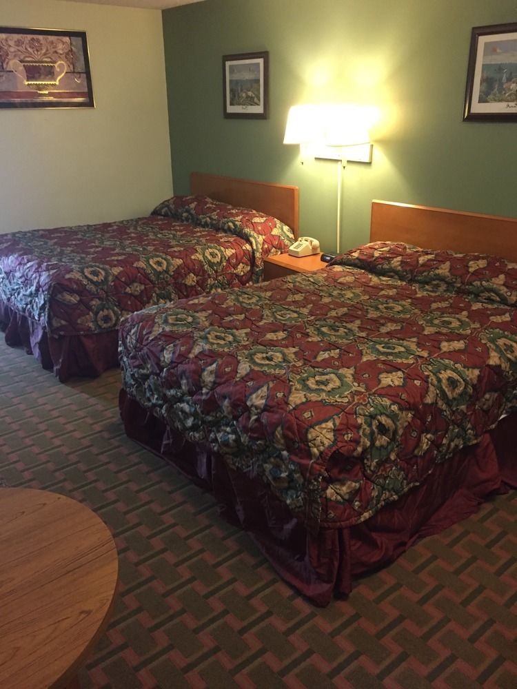 Knights Inn Paxinos Elysburg מראה חיצוני תמונה