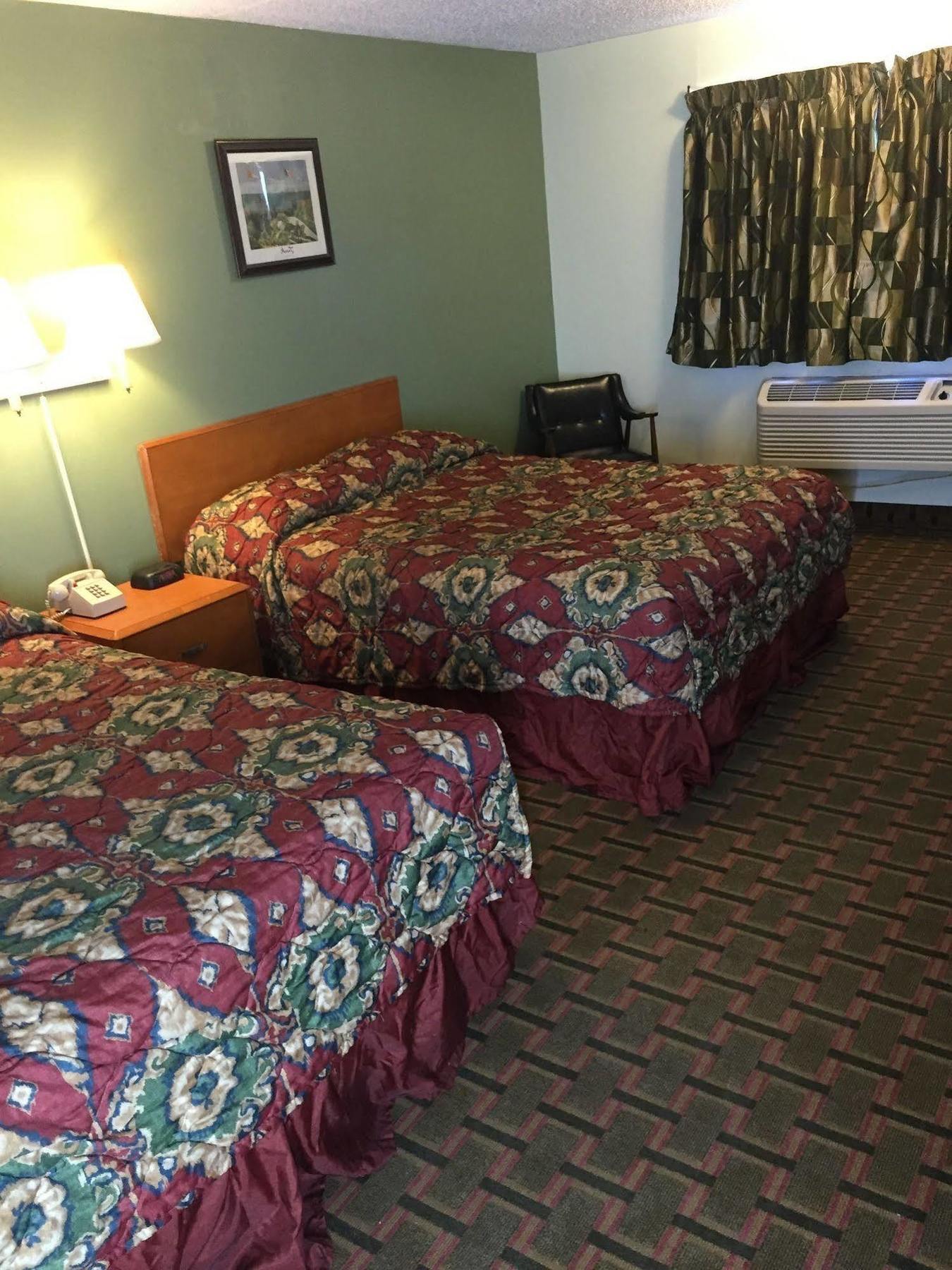 Knights Inn Paxinos Elysburg מראה חיצוני תמונה